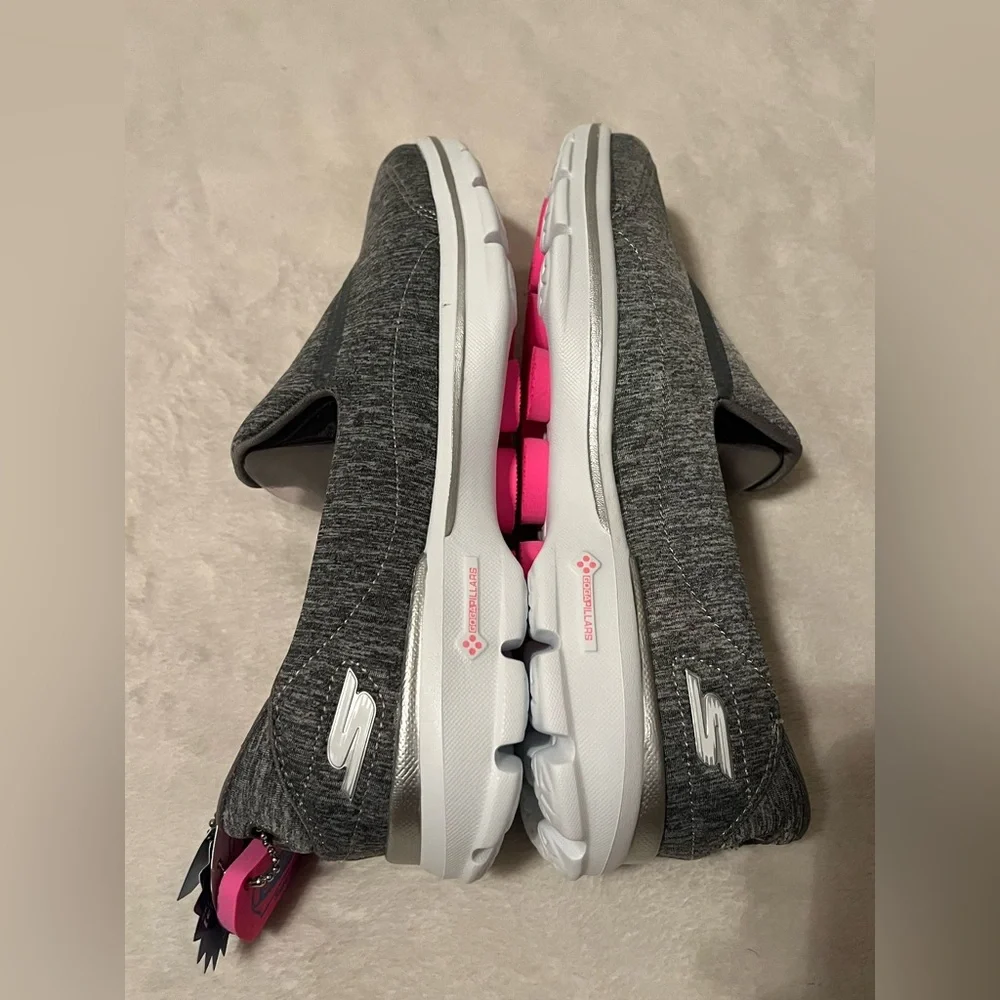 Skechers easy slip